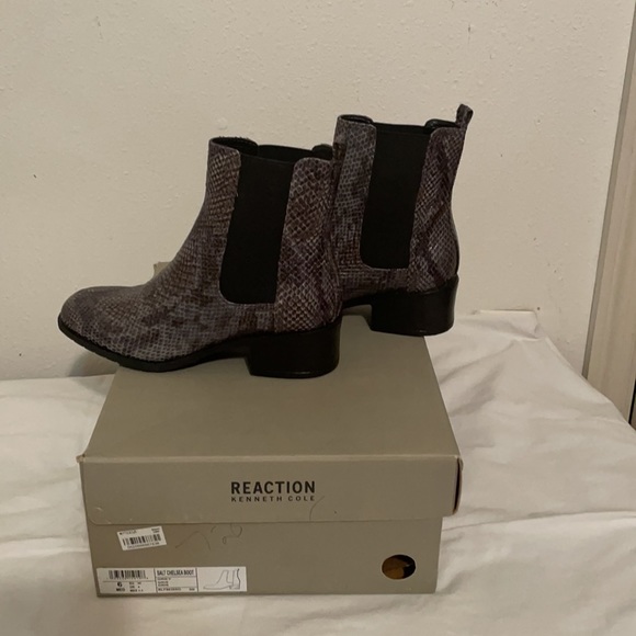 NWT KENNETH COLE REACTION ankle boots - Picture 2 of 5